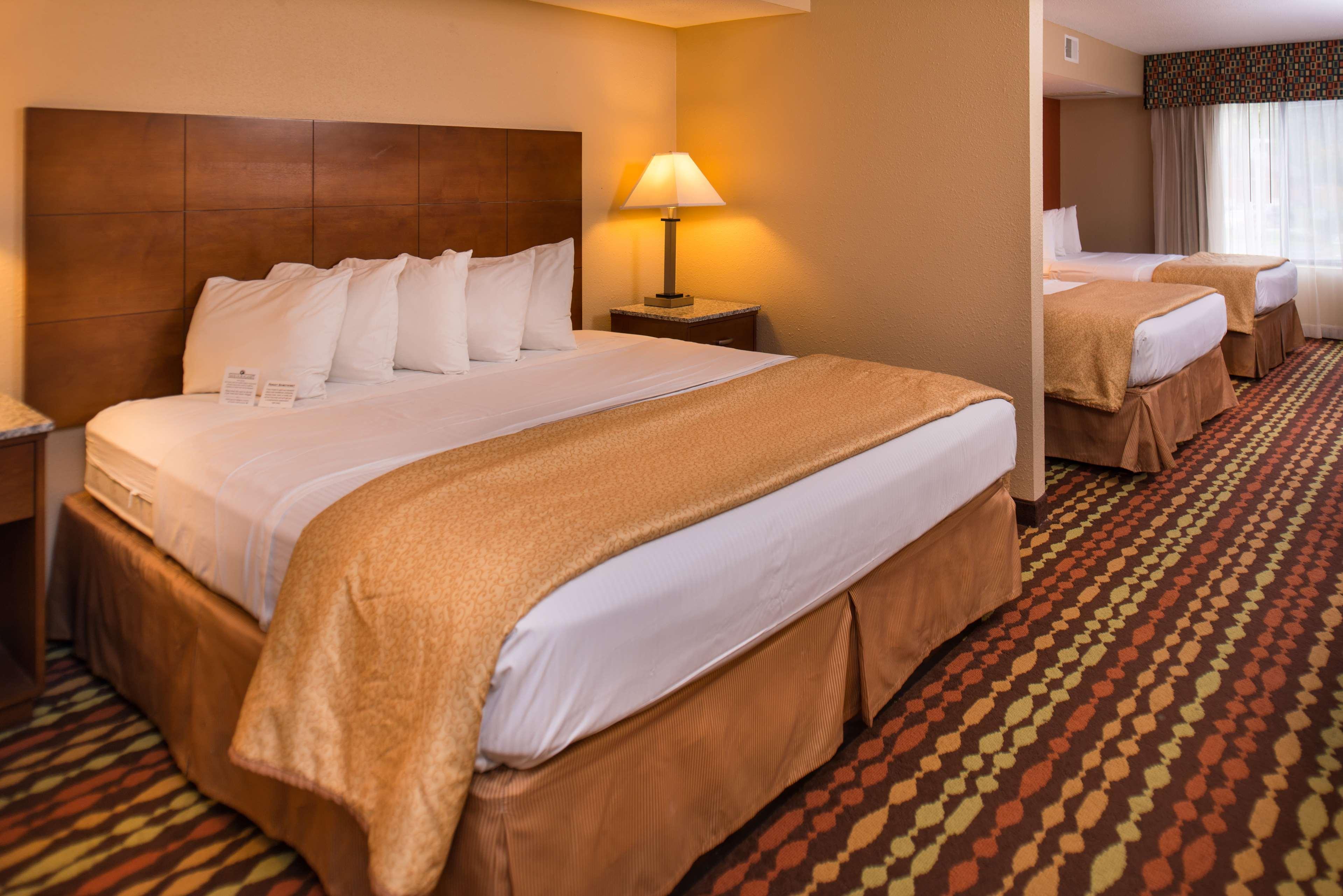 Best Western Ambassador Inn & Suites Wisconsin Dells Exteriér fotografie