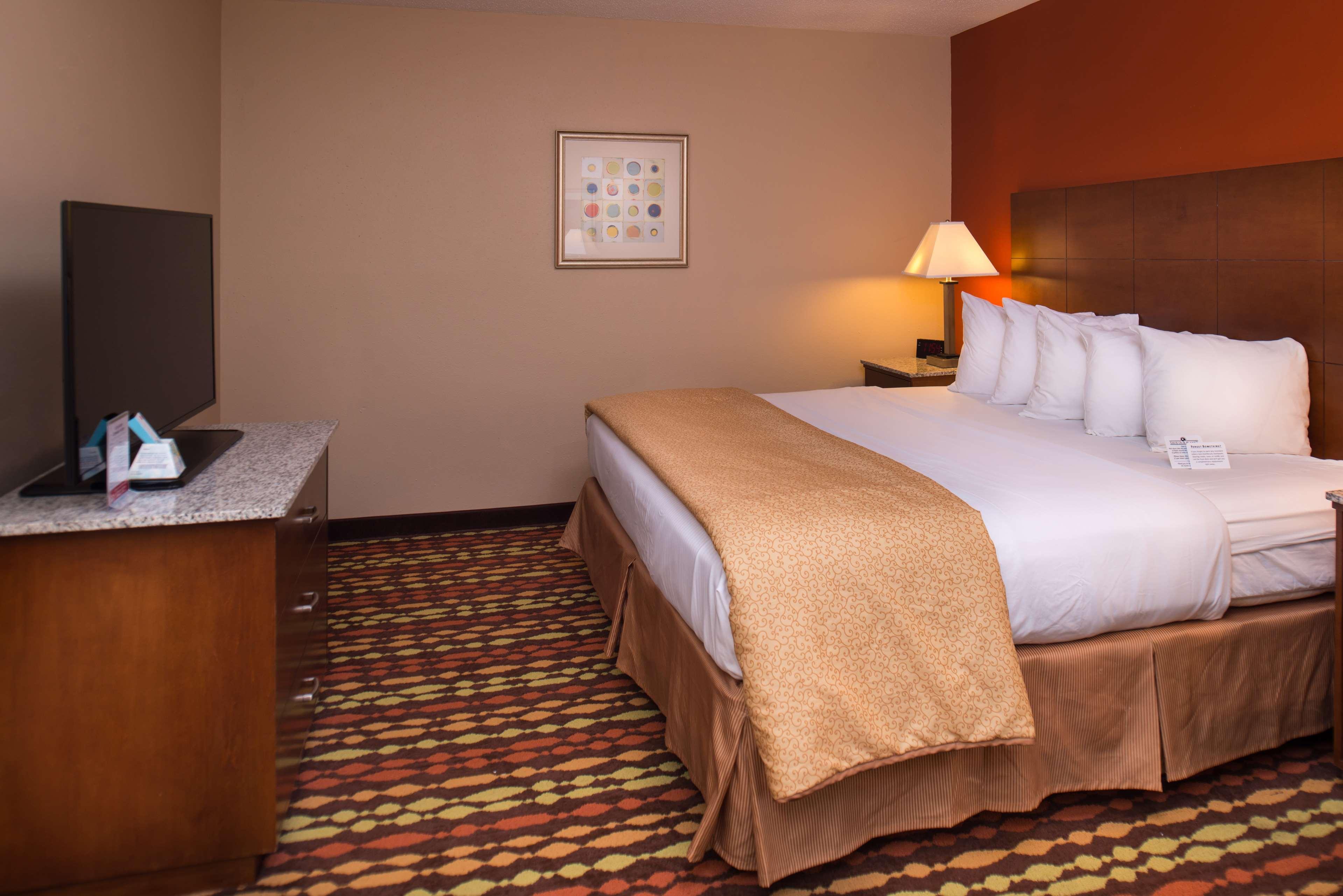 Best Western Ambassador Inn & Suites Wisconsin Dells Exteriér fotografie