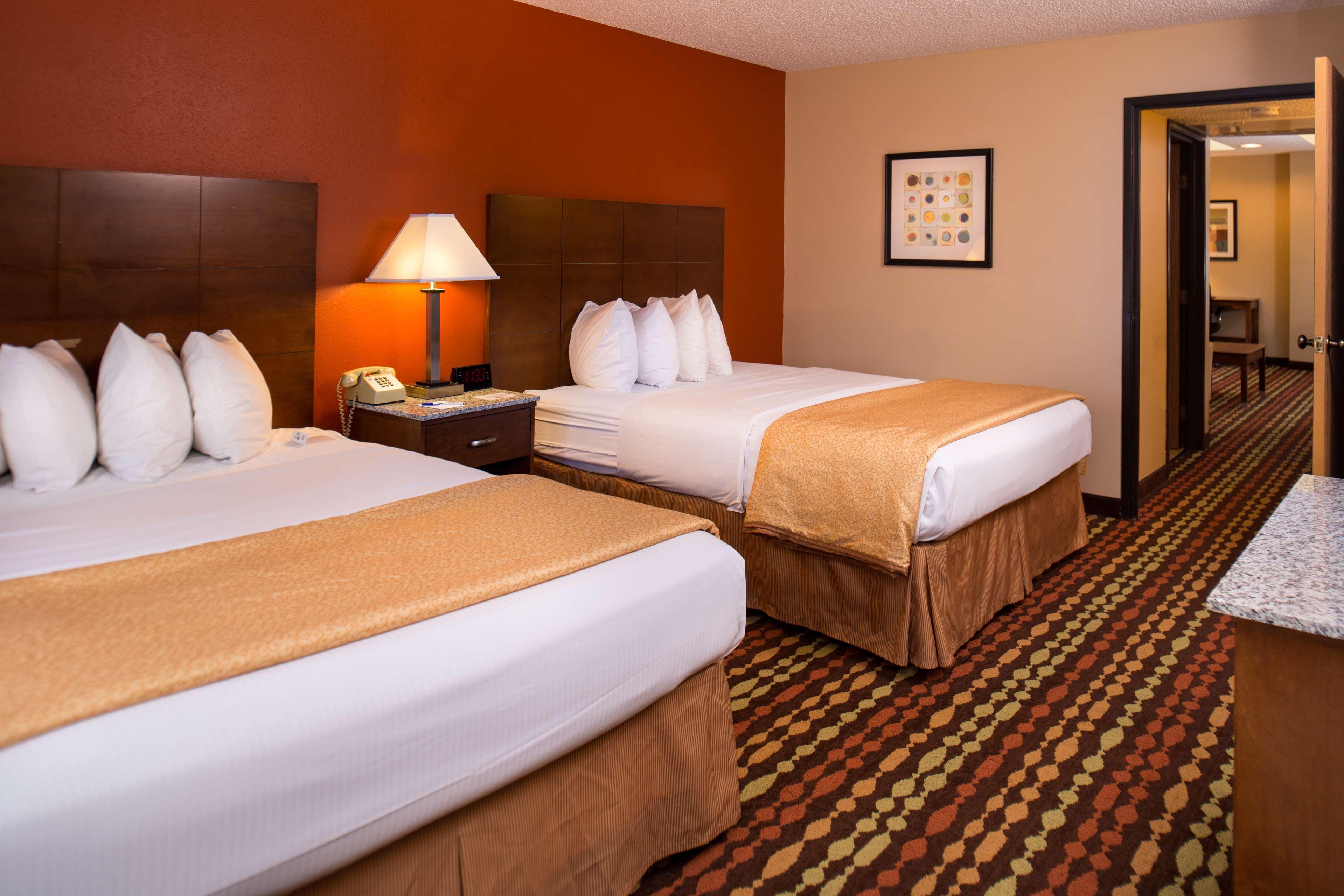 Best Western Ambassador Inn & Suites Wisconsin Dells Exteriér fotografie