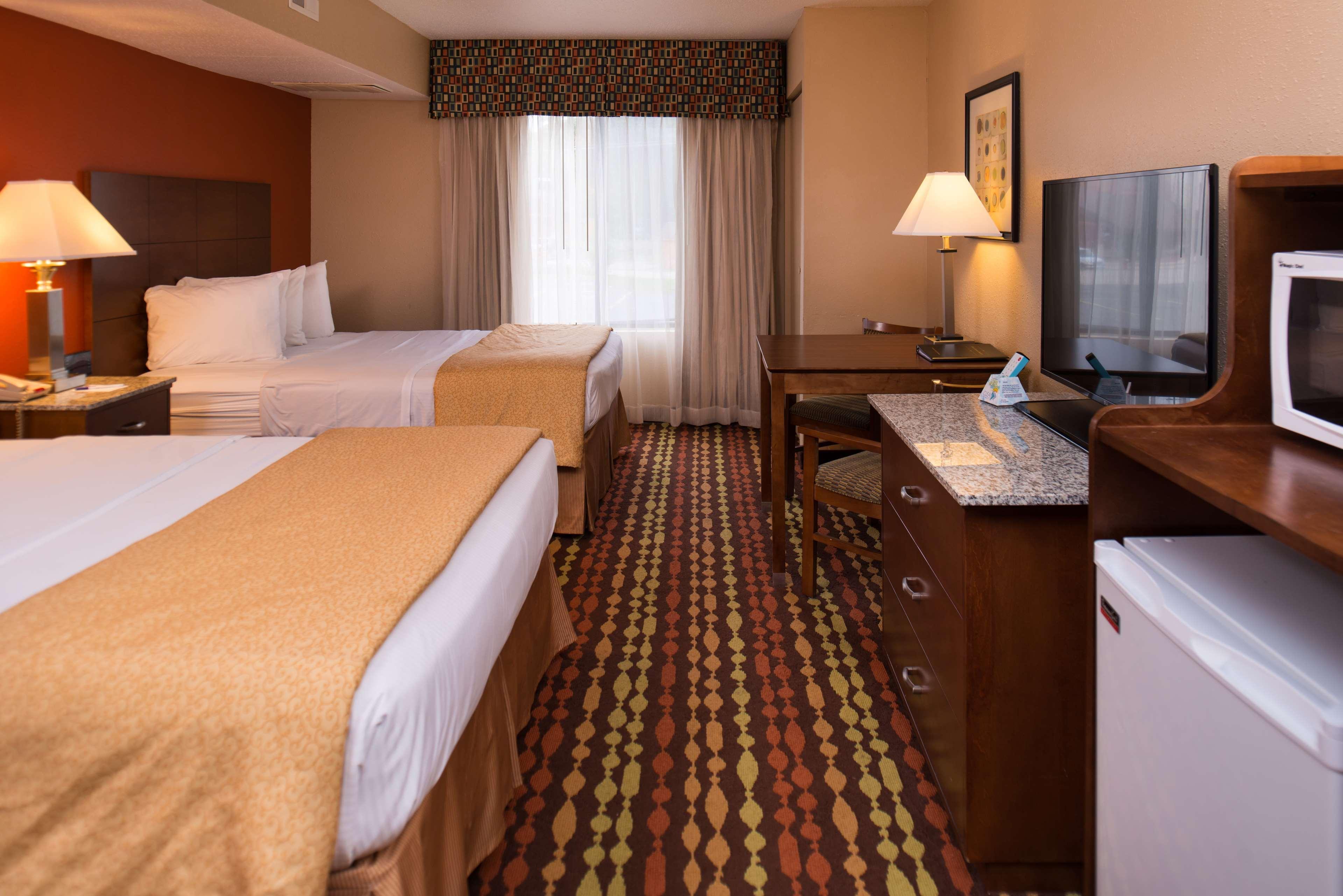 Best Western Ambassador Inn & Suites Wisconsin Dells Exteriér fotografie