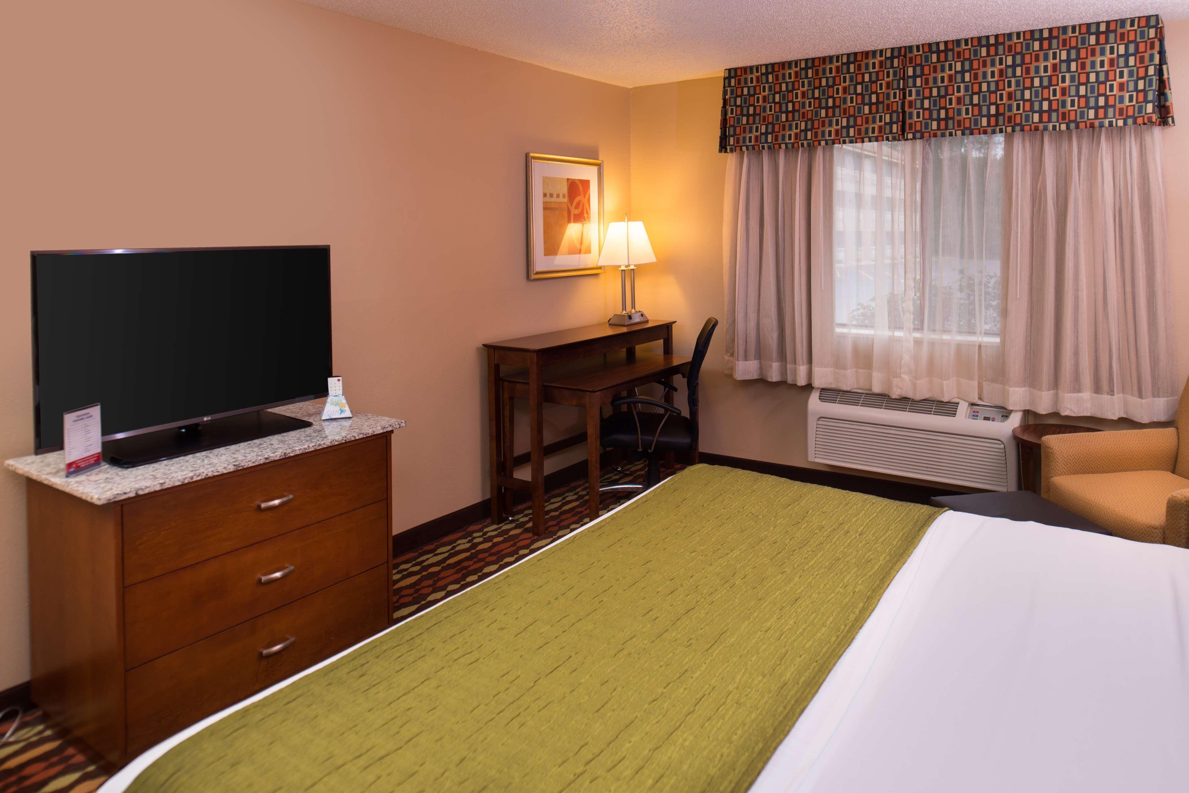 Best Western Ambassador Inn & Suites Wisconsin Dells Exteriér fotografie