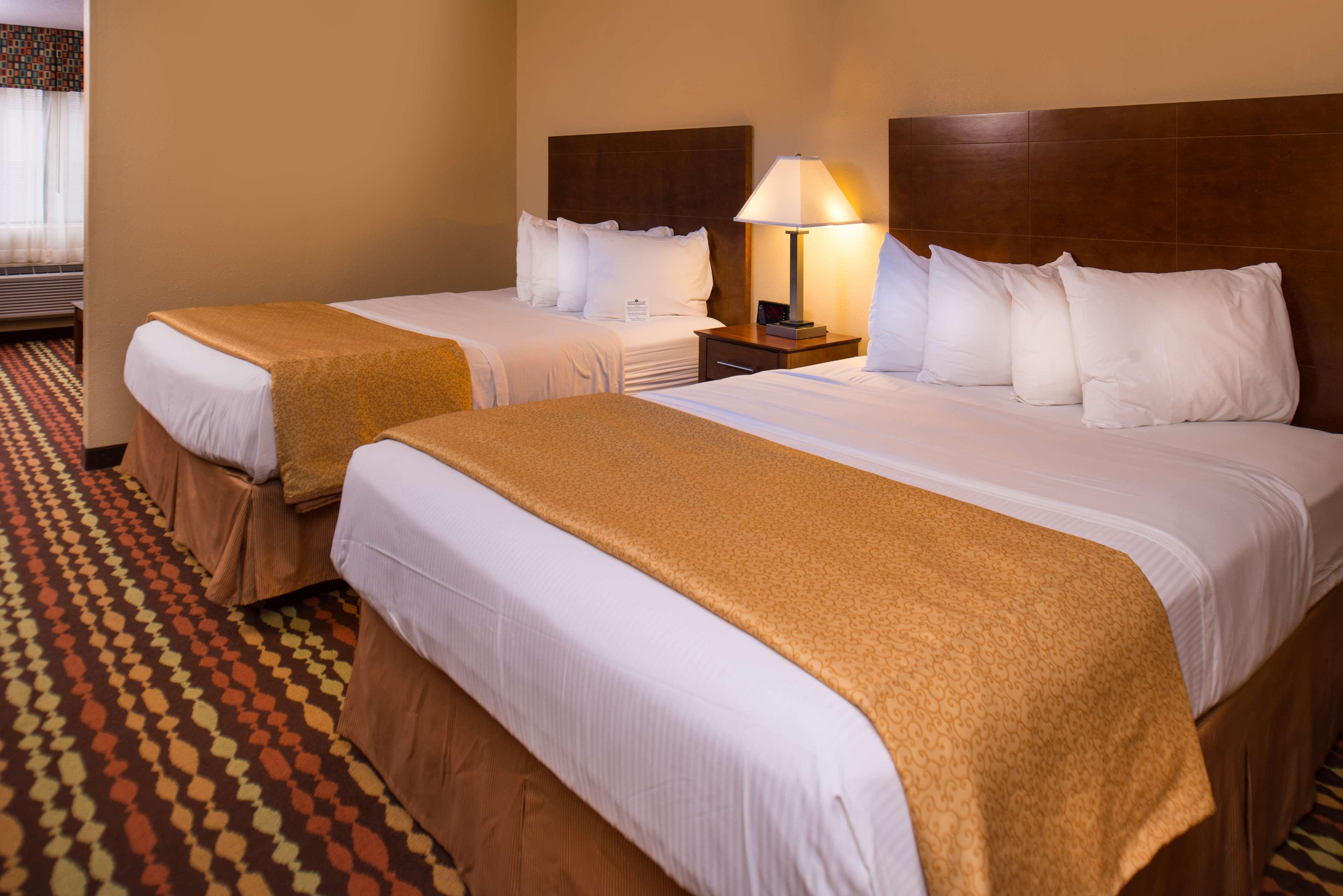 Best Western Ambassador Inn & Suites Wisconsin Dells Exteriér fotografie