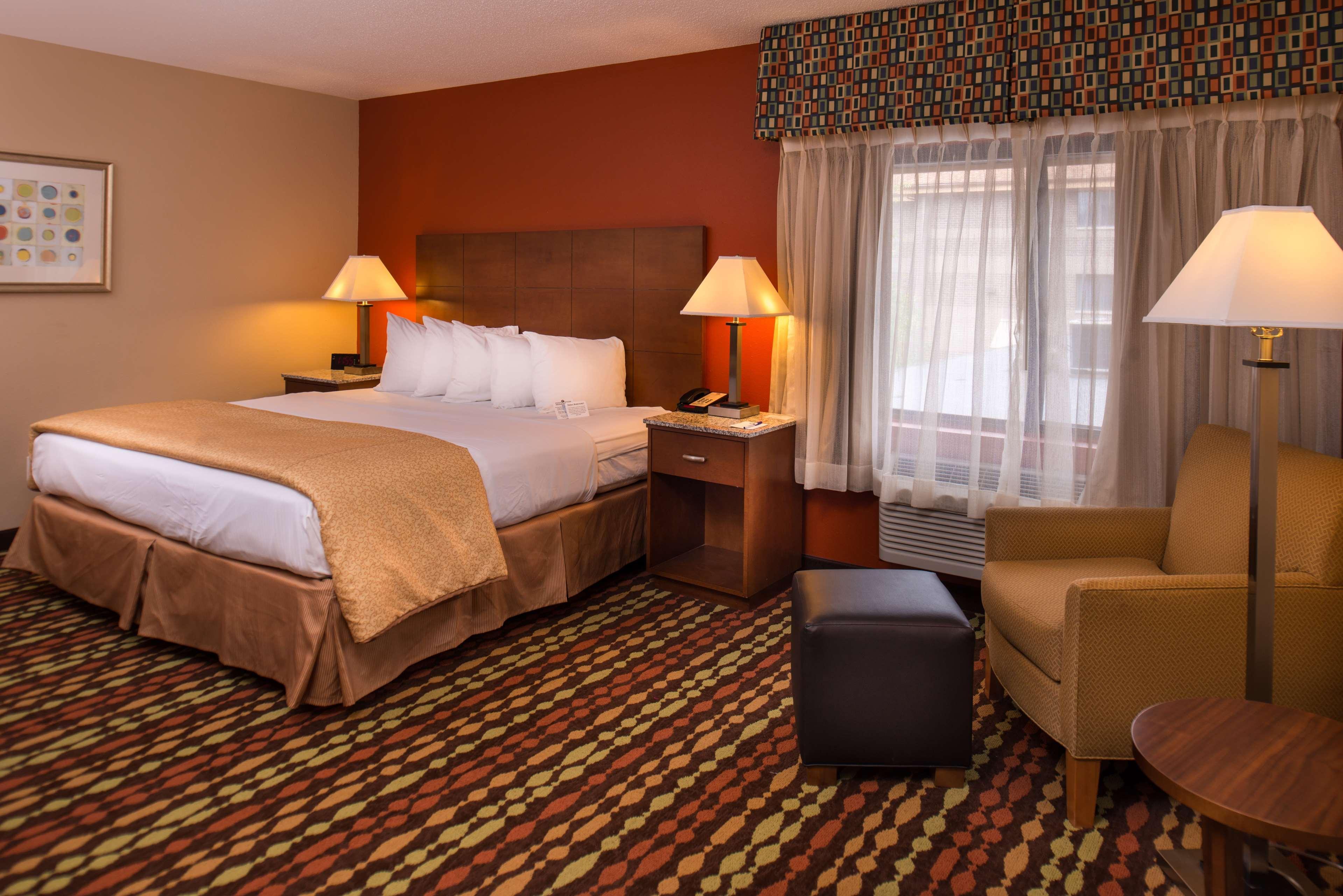 Best Western Ambassador Inn & Suites Wisconsin Dells Exteriér fotografie